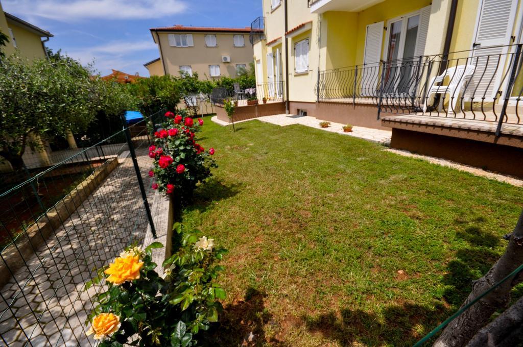 Ana M Apartments Novigrad Istria Buitenkant foto