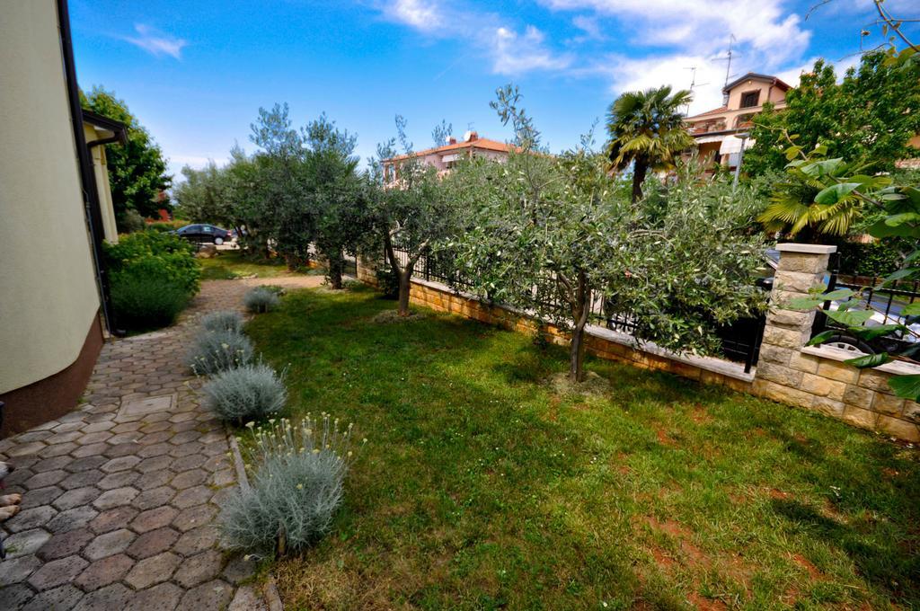 Ana M Apartments Novigrad Istria Buitenkant foto