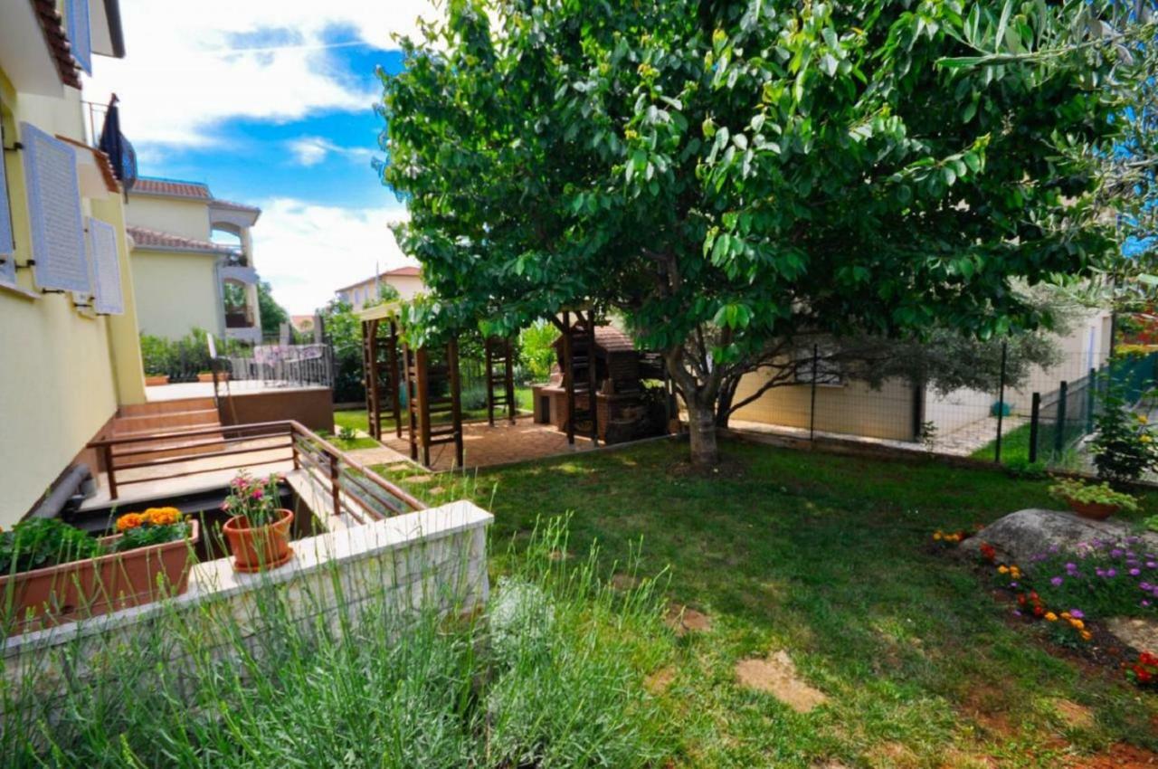 Ana M Apartments Novigrad Istria Buitenkant foto