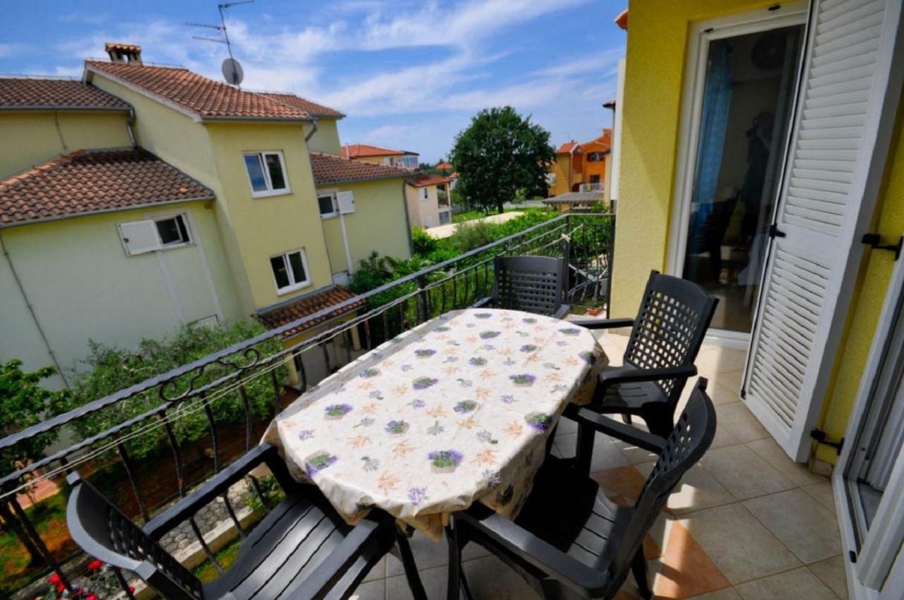 Ana M Apartments Novigrad Istria Buitenkant foto