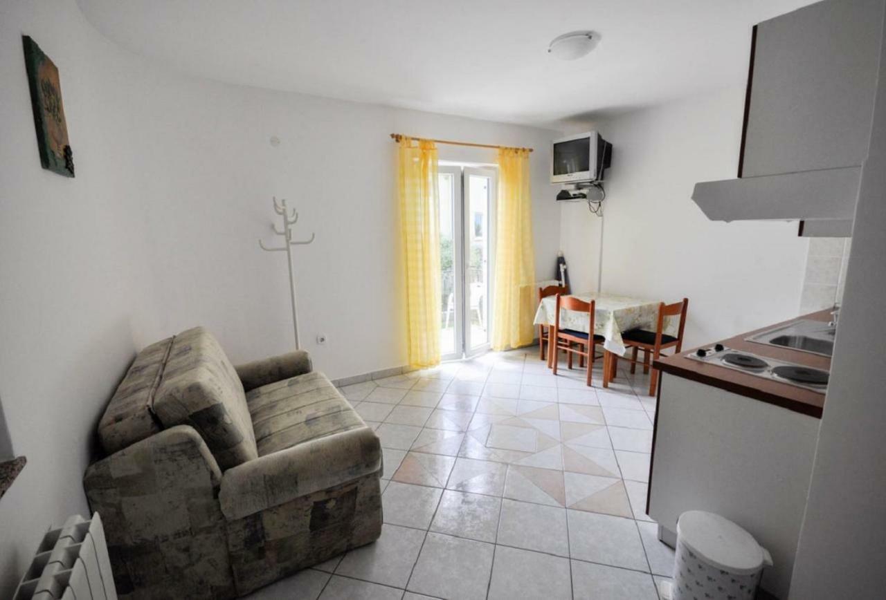 Ana M Apartments Novigrad Istria Buitenkant foto